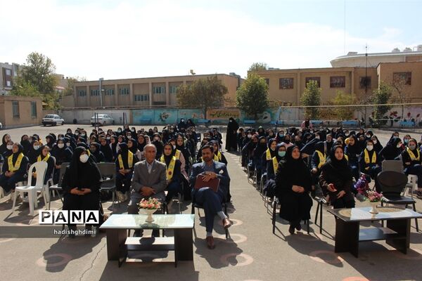 نواخته شدن زنگ استکبارستیزی درمدارس قزوین