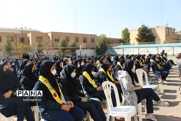 نواخته شدن زنگ استکبارستیزی درمدارس قزوین