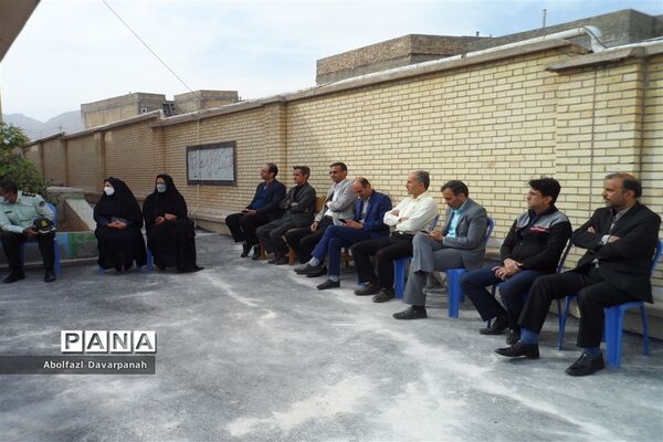 نواخته شدن زنگ استکبارستیزی در آموزشگاه شهید ظهیری در اقلید استان فارس