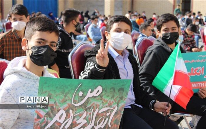 دانش‌آموزان می‌توانند با تلاش خود، سهم مؤثری در محافظت از کشور داشته باشند