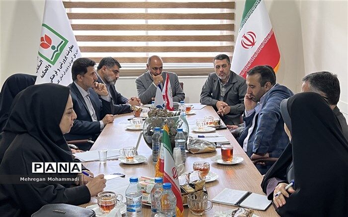 نشست تخصصی اعضای ائتلاف نماد در استان گلستان