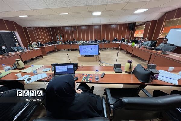 دومین جلسه دوره  جامع تربیت درمانگر راه حل محور
