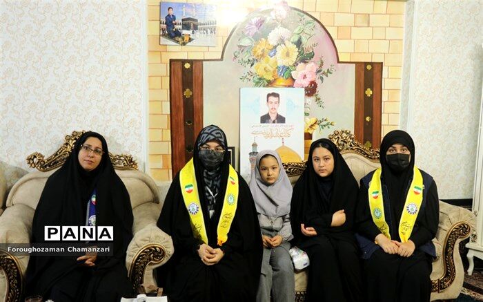هدف ما انعکاس ساده زیستی شهداست