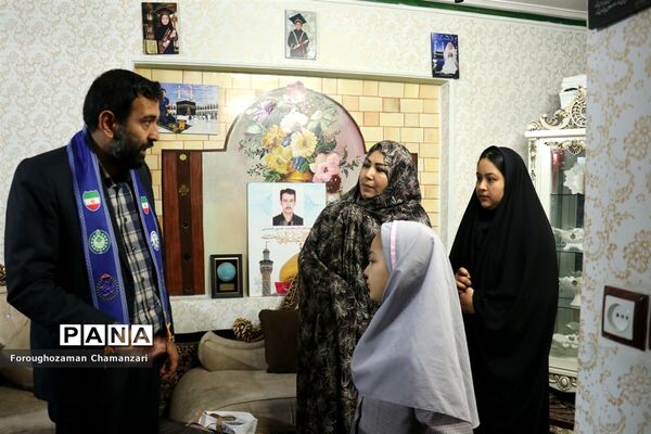 دیدار با خانواده گرانقدر شهید مدافع حرم مقارن با هفته بسیج