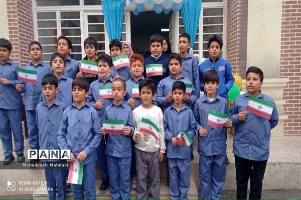 بزرگداشت روز دانش‌آموز در موسسه آموزشی افق پرند