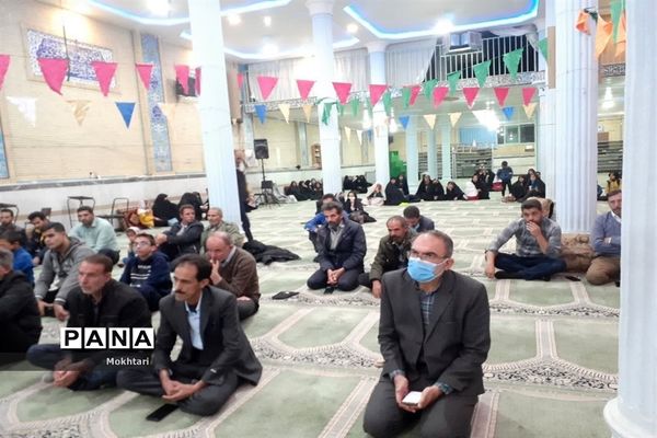 نشست بصیرتی  به مناسبت  بزرگداشت 13 آبان و شهدای حرم شاهچراغ در جرقویه سفلی