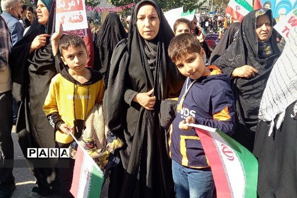 راهپیمایی یوم الله ۱۳ آبان