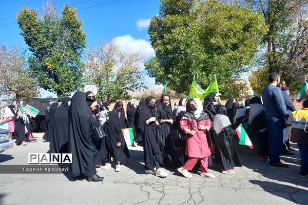 حضور پرشور مردم شهرستان بن در راهپیمایی 13آبان