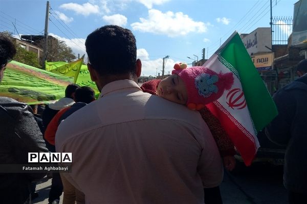 حضور پرشور مردم شهرستان بن در راهپیمایی 13آبان