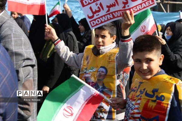حضور پرشور بهارستانی‌ها در روز مقابله با استکبار جهانی