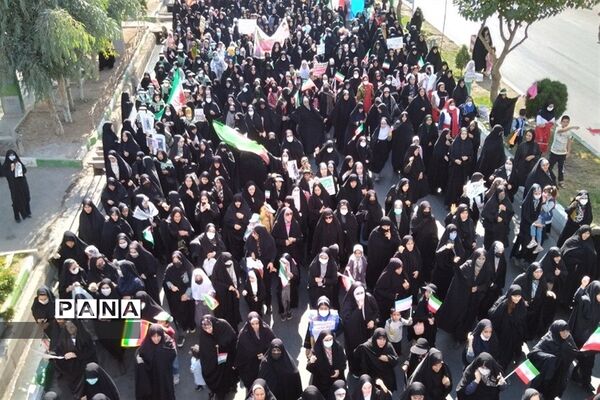 برگزاری راهپیمایی ۱۳ آبان در شهرستان قرچک