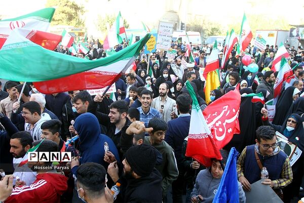 راهپیمایی یوم الله ۱۳ آبان در تهران