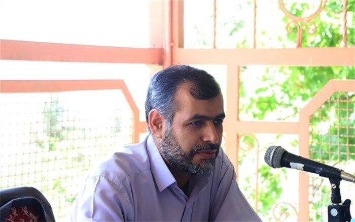 دانش‌آموزان دهه‌های 80 و 90 مانند بچه‌های نسل قدیم وفادار به انقلاب هستند