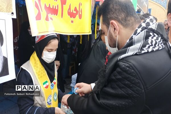 برپایی موکب سازمان دانش‌آموزی ناحیه ۳ در حرم مطهر شاهچراغ (ع)