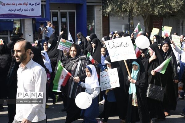 راهپیمایی روز دانش‌آموز در بهنمیر