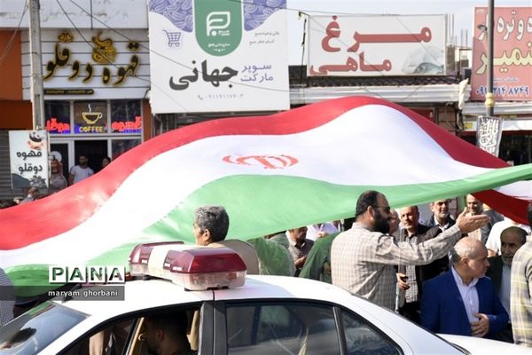 راهپیمایی روز دانش‌آموز در بهنمیر