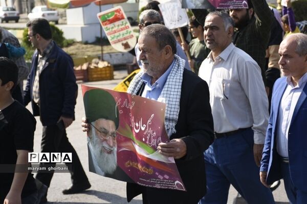 راهپیمایی روز دانش‌آموز در بهنمیر