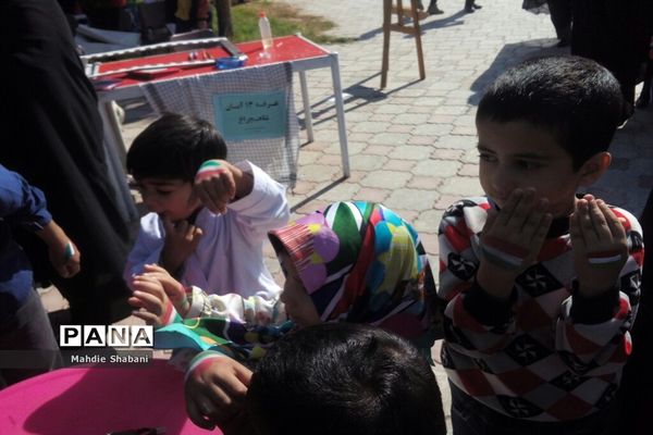 حماسه حضور پرشور مردم کاشمر در راهپیمایی یوم الله ۱۳ آبان