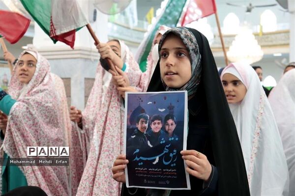 حضور با شکوه مردم آباده در راهپیمایی 13 آبان