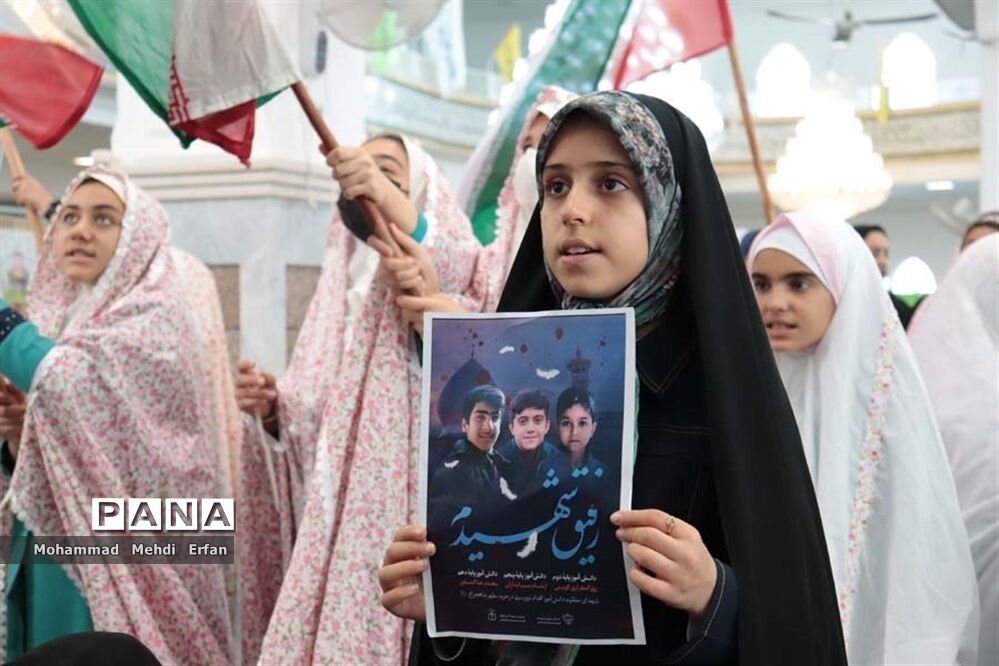 حضور با شکوه مردم آباده در راهپیمایی 13 آبان