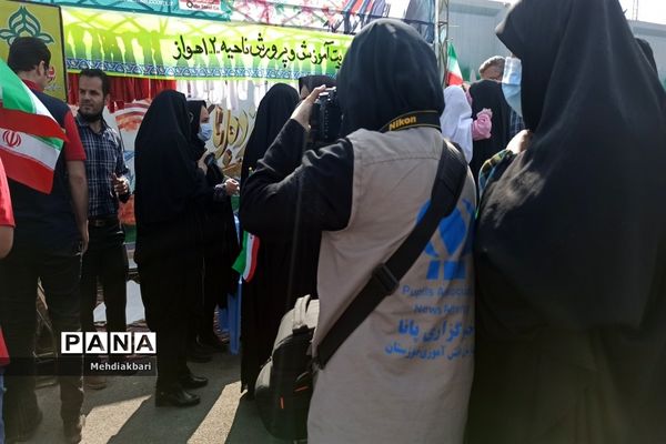 اهوازی‌ها در راهپیمایی ۱۳ آبان حماسه آفریدند