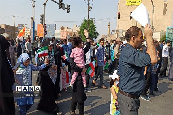 اهوازی‌ها در راهپیمایی ۱۳ آبان حماسه آفریدند