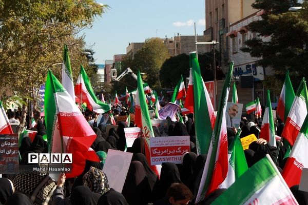 راهپیمایی 13 آبان در زنجان