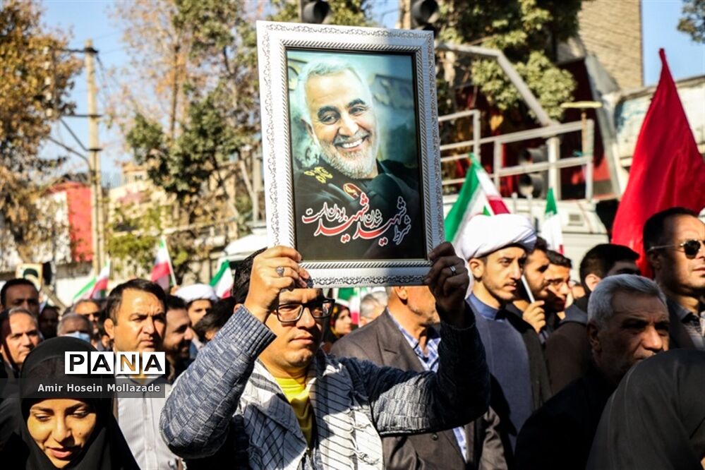 راهپیمایی یوم الله ۱۳ آبان در ارومیه