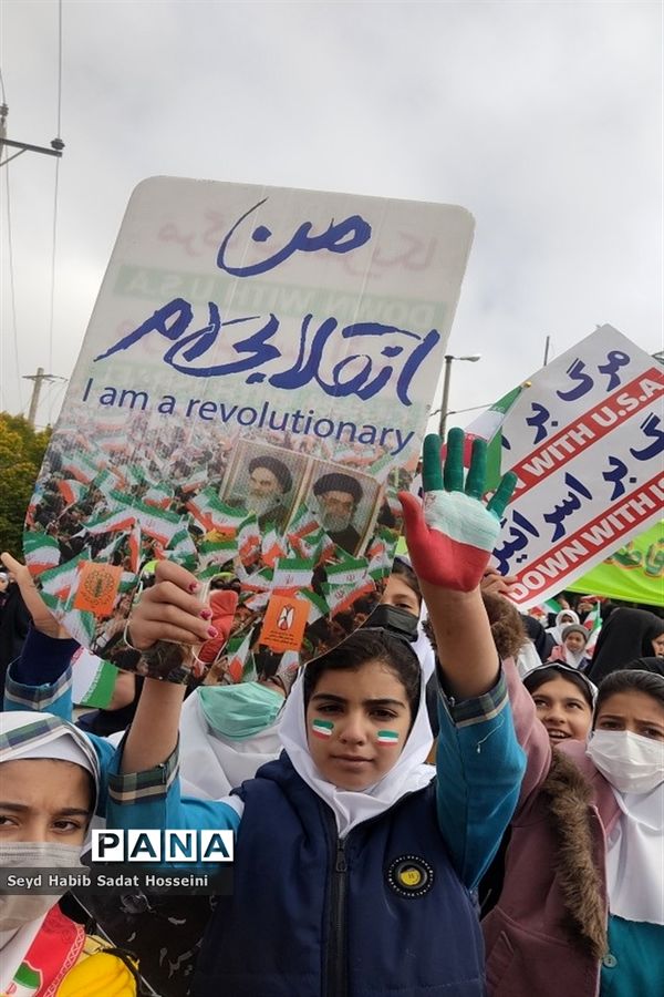 راهپیمایی 13 آبان در شهرستان خرم بید استان فارس