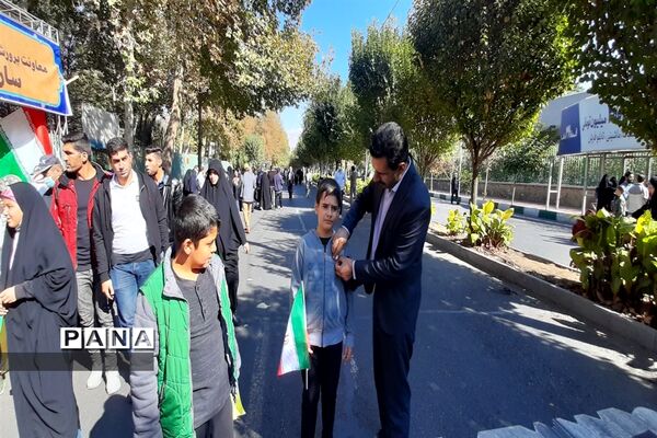راهپیمایی یوم الله ۱۳ آبان روز مبارزه با استکبار ستیزی در البرز
