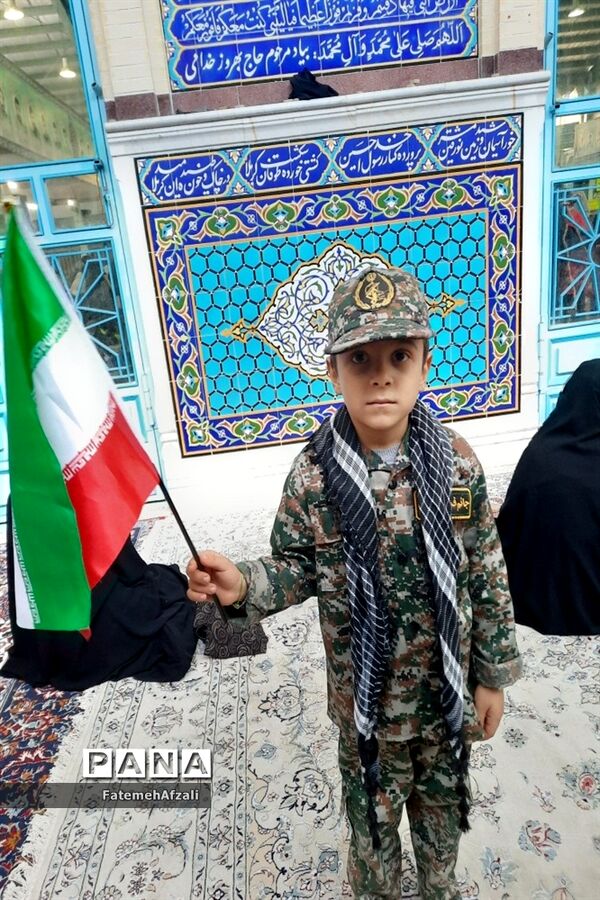 حضور پرشور دانش‌آموزان شهرستان اقلید در راهپیمایی روز عزت آفرینی