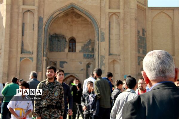 راهپیمایی ۱۳ آبان در شهرستان ورامین