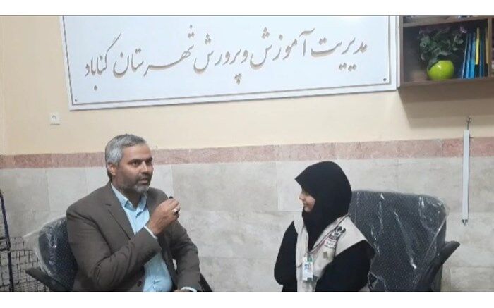 تشکل های دانش آموزی محورکمک کننده برای اجرای برنامه های ۱۳ آبان است/فیلم