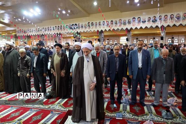 اقامه نماز جمعه در ساری