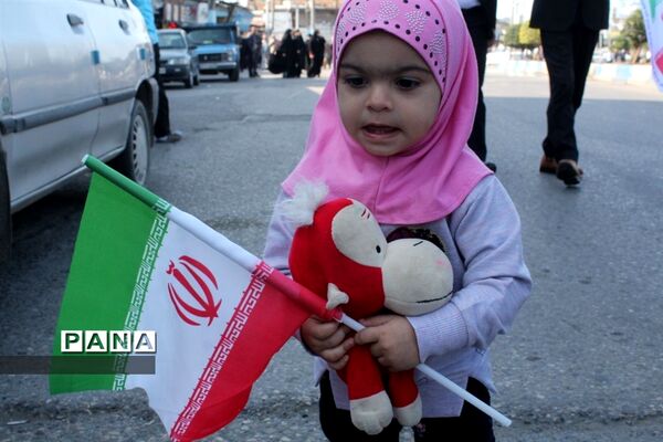 راهپیمایی 13 آبان در محمود آباد