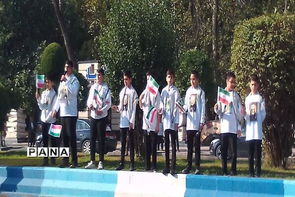 راهپیمایی 13 آبان در محمود آباد