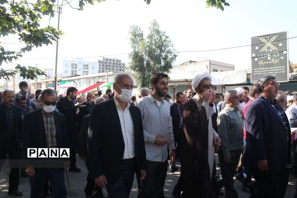 راهپیمایی 13 آبان در محمود آباد