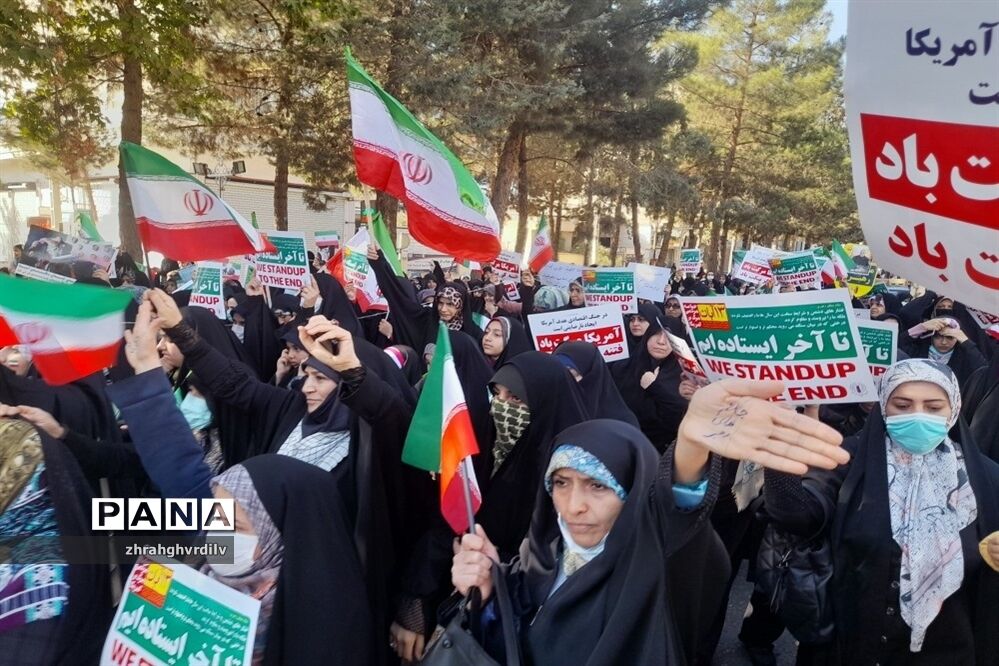 راهپیمایی 13 آبان در قزوین-1