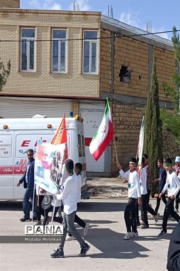 خروش مردم شهر سرچهان در راهپیمایی ۱۳ آبان