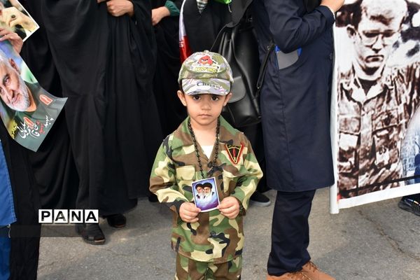 راهپیمایی ۱۳ آبان در شهر گله‌دار استان فارس