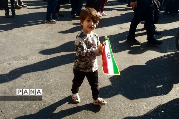 راهپیمایی ۱۳ آبان در قائمشهر