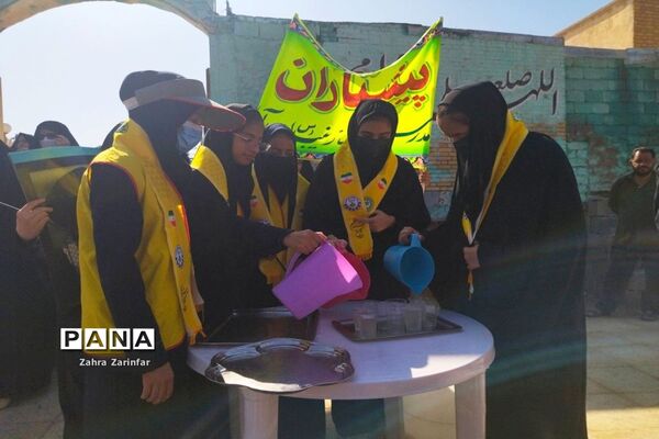 راهپیمایی 13 آبان در سعدآباد
