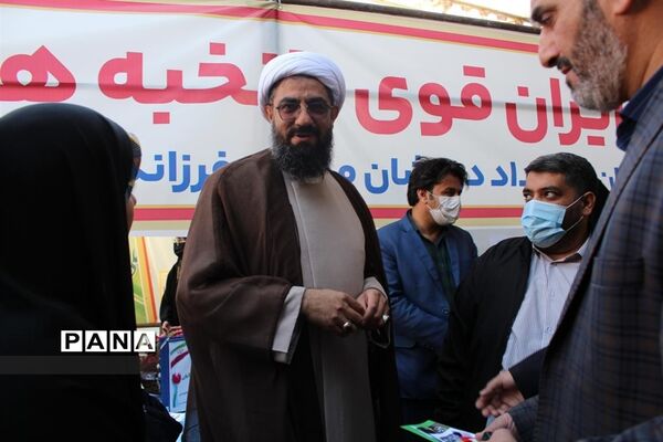 برپایی غرفه‌ ایران قوی با نخبه‌های ایرانی در مراسم 13 آبان