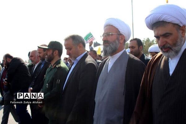 راهپیمایی یوم‌الله ۱۳ آبان در سمنان