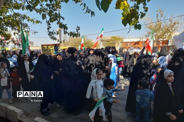 راهپیمایی روز ملی مبارزه با استکبار جهانی در قم - 6
