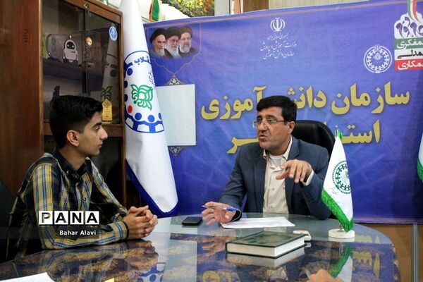 جلسه نمایندگان مجلس دانش‌آموزی استان بوشهر با مدیر سازمان دانش‌آموزی