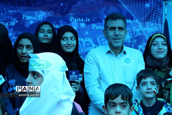 حضور پُرشور دانش‌آموز خبرنگاران کرمانشاهی در 13 آبان