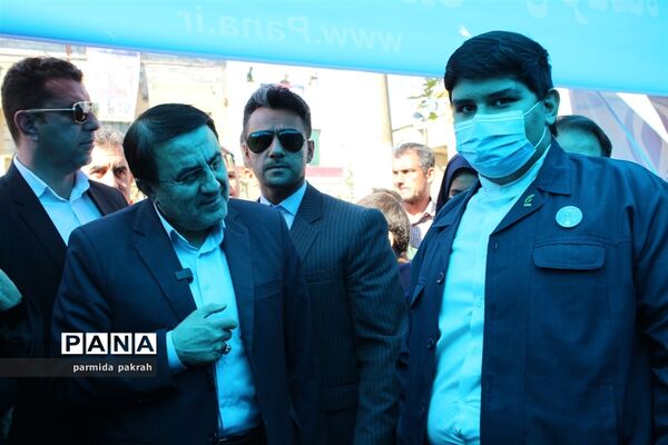 حضور پُرشور دانش‌آموز خبرنگاران کرمانشاهی در 13 آبان