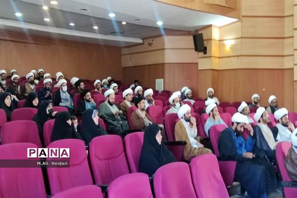 تقدیر از برگزیدگان جشنواره ایران قوی و قداست پرچم