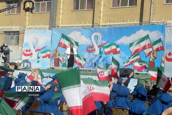 برنامه تلویزیونی «پرچم بالاست» در منطقه کهریزک